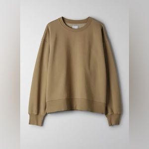 Aritzia TNA Size 3 COZYAF BOYFRIEND CREW SWEATSHIRT